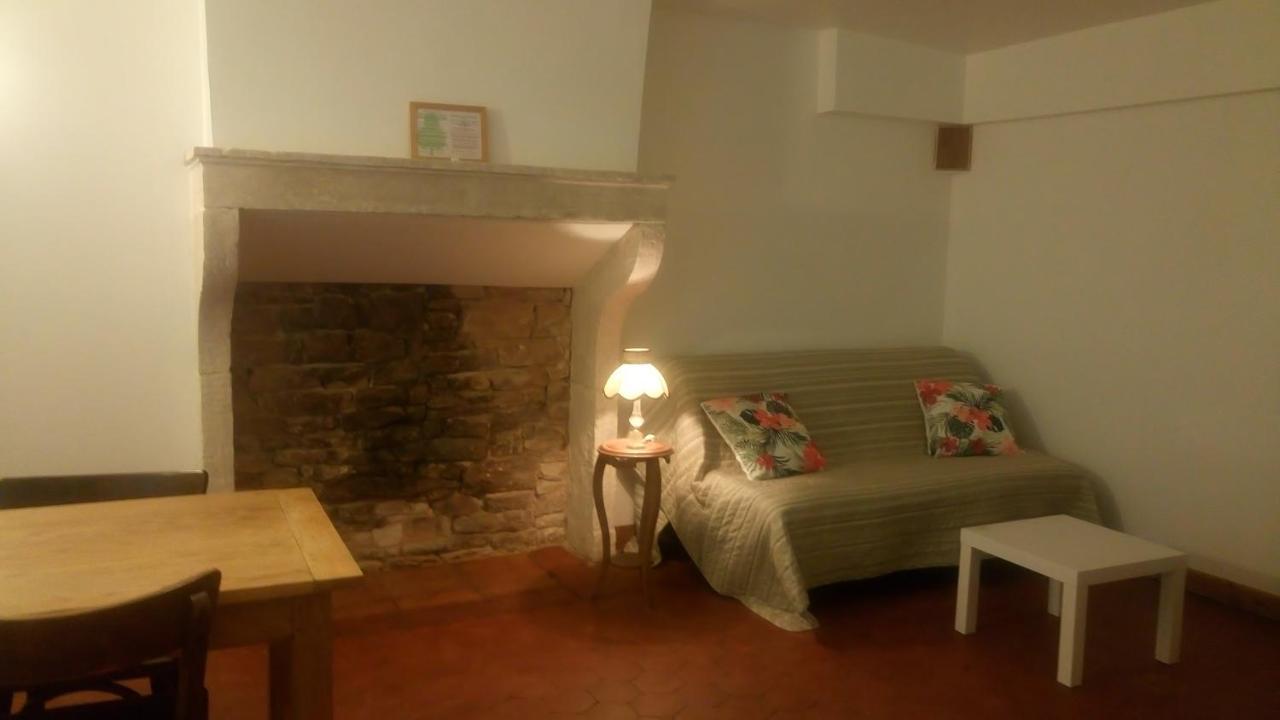 Moulin Madame - Gites & Chambres D'Hotes Dracy-le-Fort Exterior foto