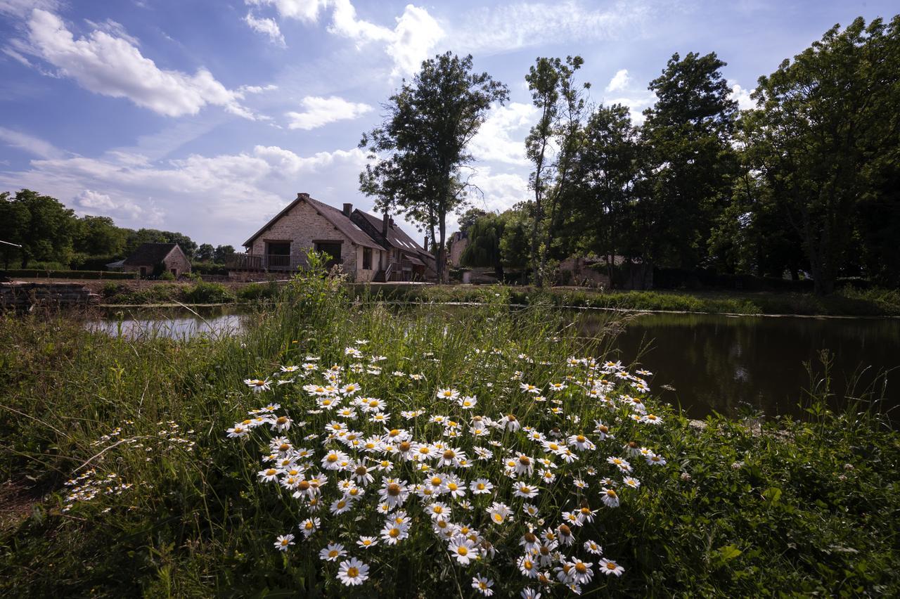 Moulin Madame - Gites & Chambres D'Hotes Dracy-le-Fort Exterior foto